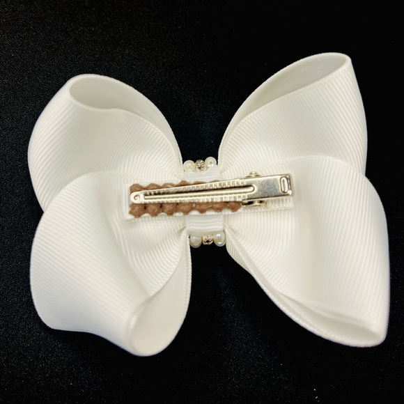 Girls off white hair bow - Picture 4 of 4